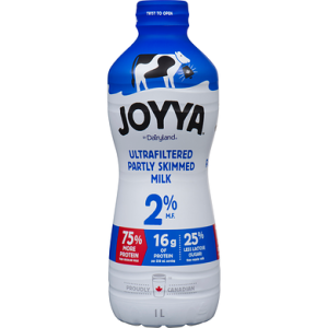 bottle of Joyya ultrafiltered milk 